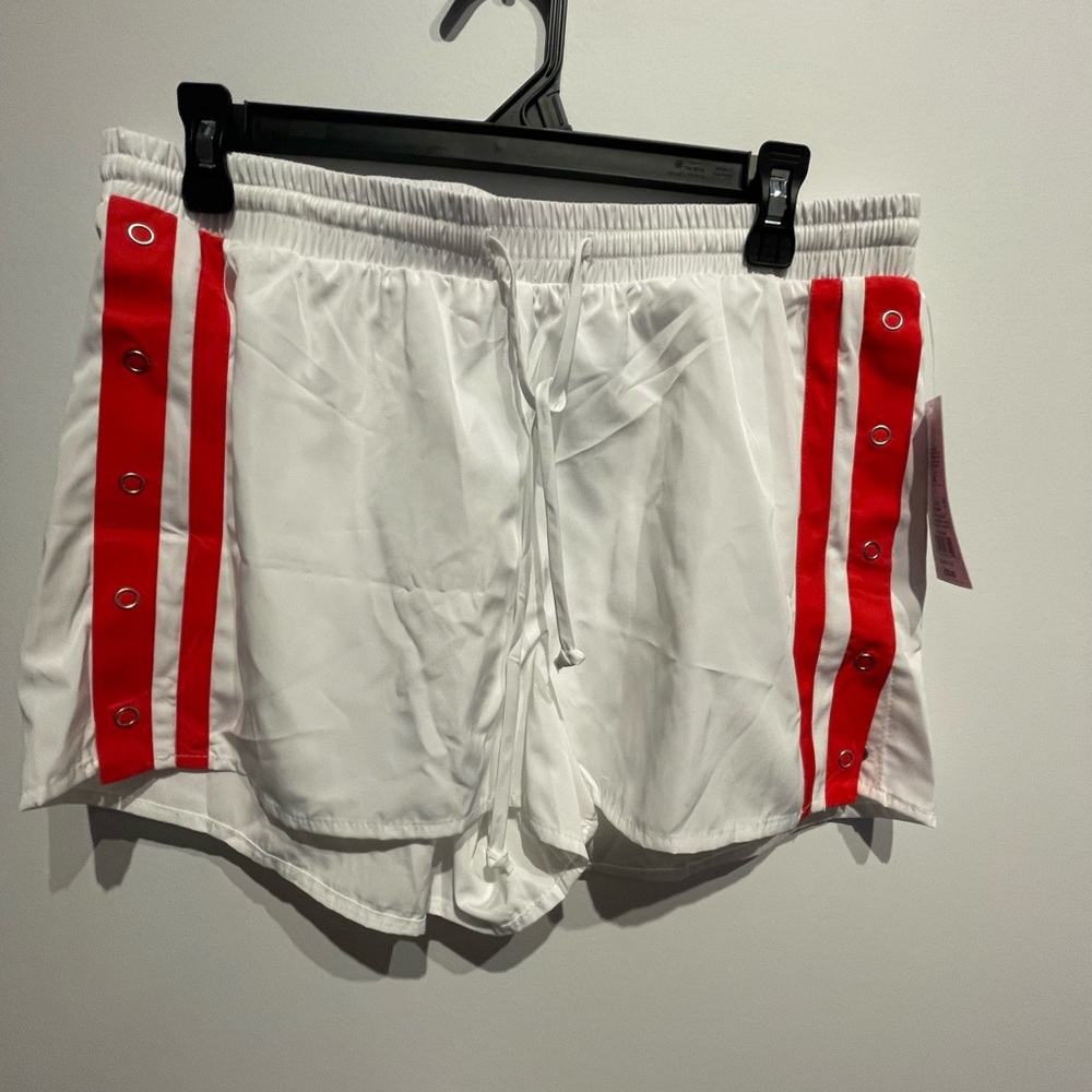 Wild Fable Women's Track Jogger Shorts White/Red Size Medium NWT